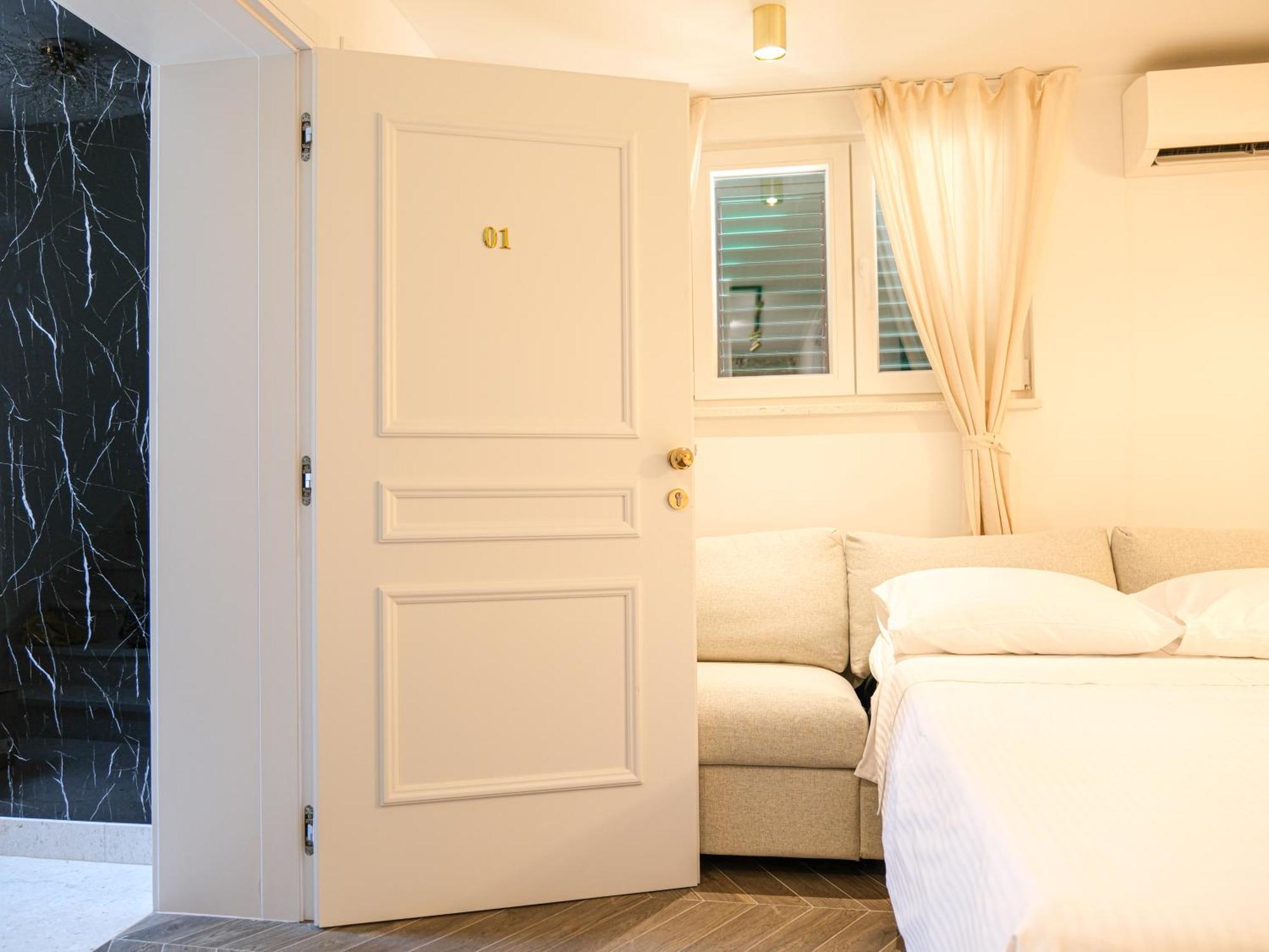 سبليت Prisca Luxury Rooms With Breakfast المظهر الخارجي الصورة